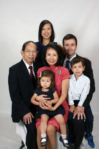 Chiu Hak-Fai and family in 2015