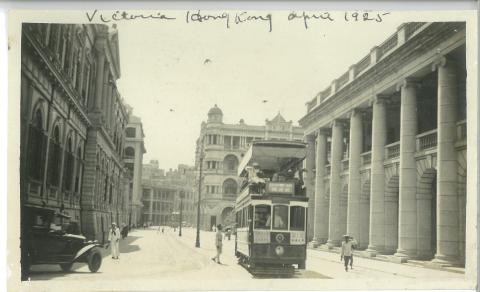 1925 wooden-top tram