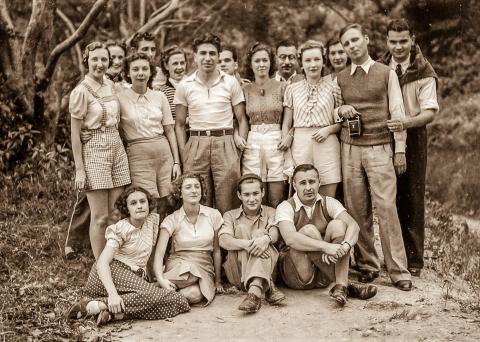 Boris Milenko with friends, other HKU engineering students and nursing students 1938