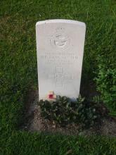 2009 Gravestone of Hector Bertram GRAY (aka Dolly) [1911-1943]