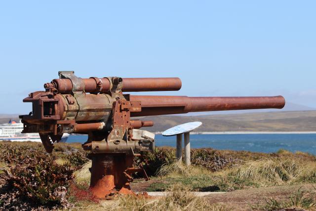 4 inch Mark IV Naval Gun at Stanley/Falkland Islands