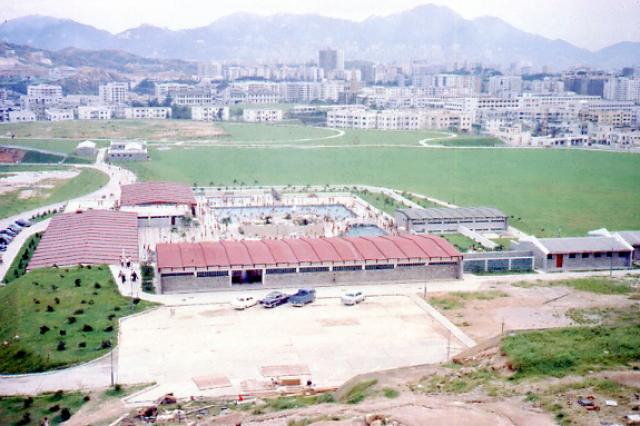 Kowloon Tsai swimming pool