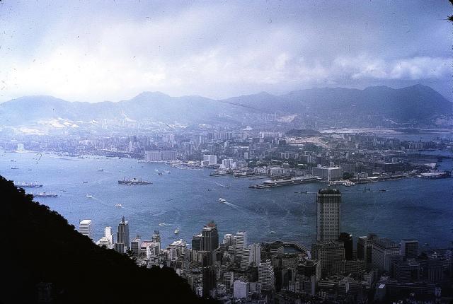 1973.5 hk kowloon from peak bg4