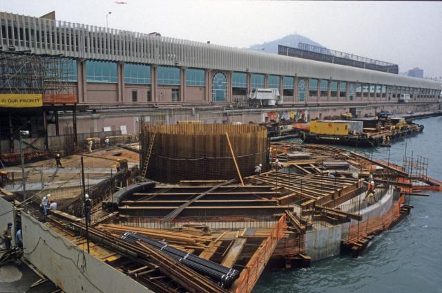 Ocean Terminal construction started of spiral access road for cars to upper decks 002