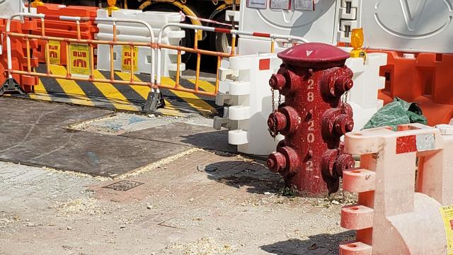 Heavy draw-off hydrant #13, Boundary Street