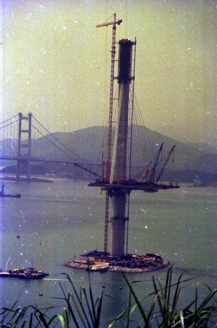 Ting Kau Bridge under construction July 1997