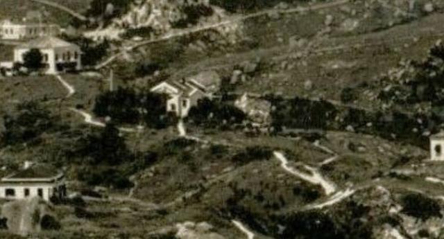 European House #23, 1930s bungalows crop