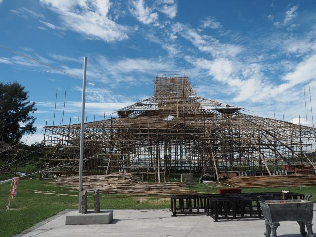 Tung Chung scaffoldings, after Ragasa