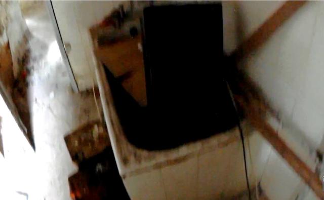 house 14 cheung chau bathroom 1