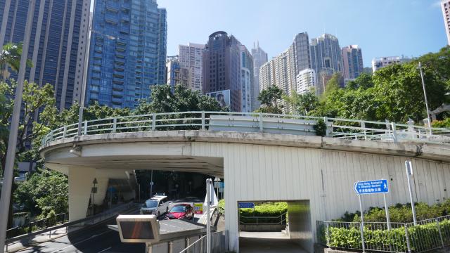 Junction of Kennedy Road and Garden Road