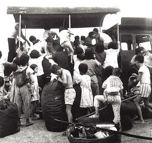 New Territories villager's bus-passengers boarding circa 1960s