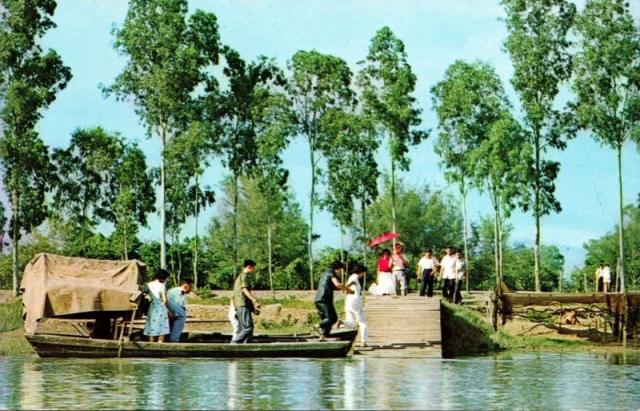 1960s New Territories River Ferry (1)