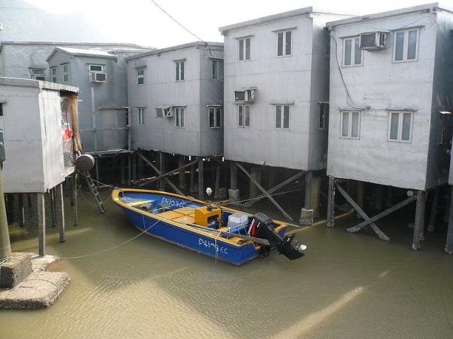 2007 Tai O - Metal Sheet Stilt Houses and Boat