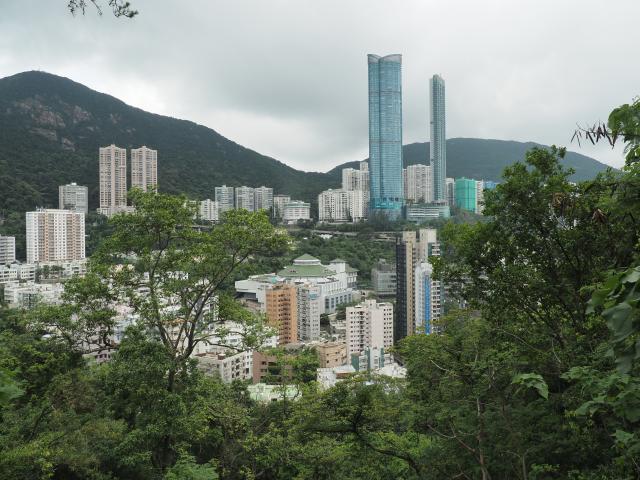 Towards Mt Nicholson from Tai Hang Road