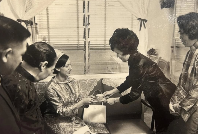 Princess Margaret visited the Choi Hung Estate (1966)