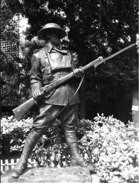Hong Kong Park memory of John Robert Osborn bronze statue standing
