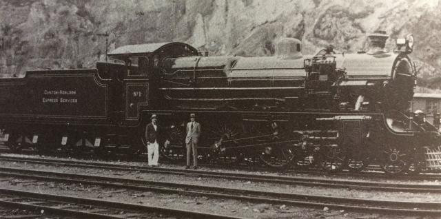 KCR 4-6-0 express engine circa 1937/8