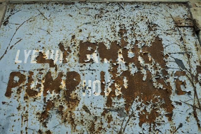 Block 52, Lyemun Barrack Pump House Door Markings