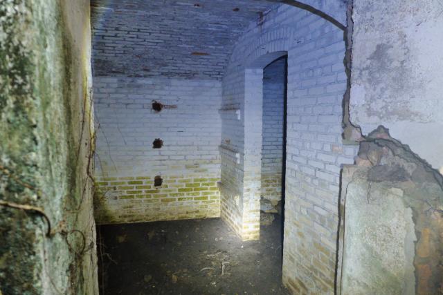 West gun underground magazine - outer room