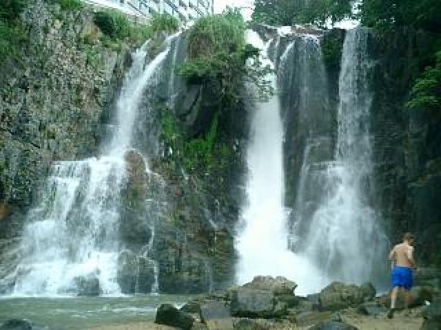 Wah Fu Waterfall