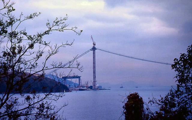 1994 - Tsing Ma Bridge under construction