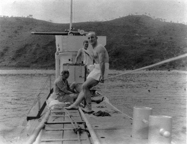 1928 H.M.S/M L3 at Mirs Bay
