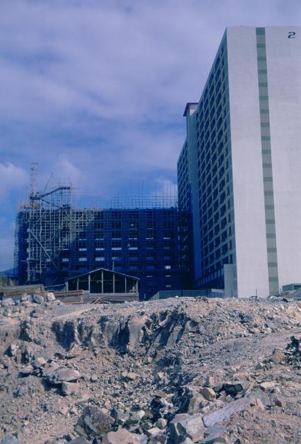 1968 11 Construction