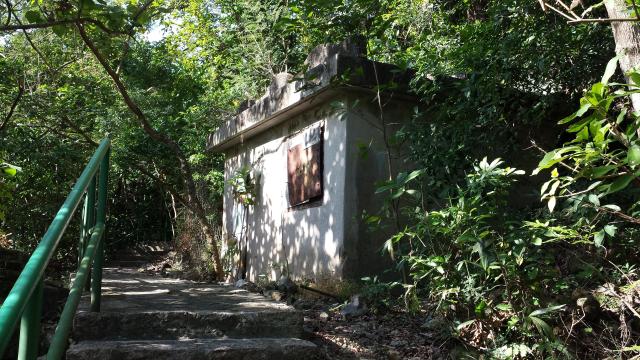 Concrete hut above Tin Wan