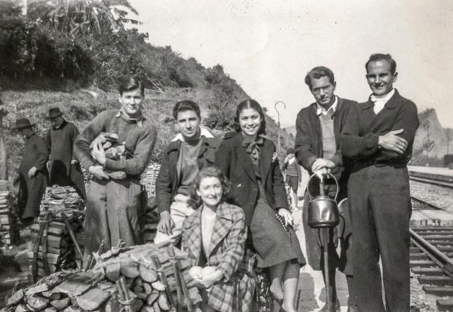 Boris Milenko with other HKU engineering students 1938, Kowloon and railway-003.jpg