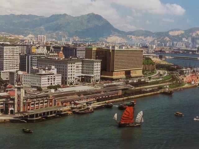 Tsim_Sha_Tsui,_Hong_Kong mid-1970s