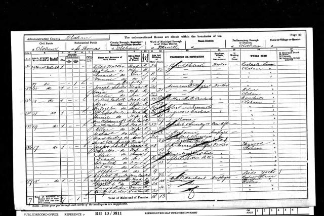 Vernon Walker 1901 England Census LANRG13_3809_3811-0798.jpg