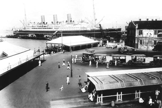 TST Star Ferry and bus terminus with Canadian Pacific liner