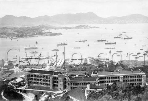 1907 View over BMH & Naval Yards to Harbour