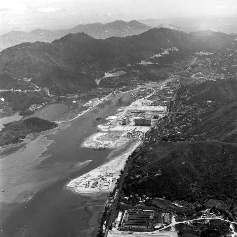 Aerial views of Shatin Reclamation = 沙田填海空中景觀1974