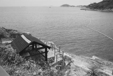 Shelter for Rock Carvings, Big Wave Bay