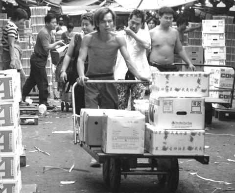 Photos of Yau Ma Tei Wholesale Fruit Market [1913- ] | Gwulo