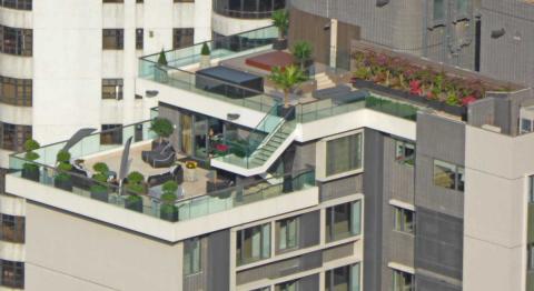 Mid levels rooftop garden 002