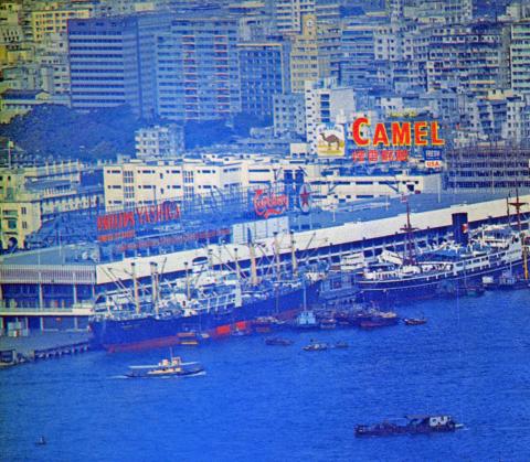 Ocean Terminal-cargo shipping-HK hotel under construction