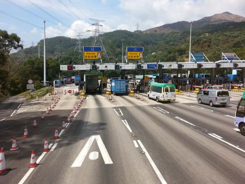Approaching the Shing Mun Autotoll heading west