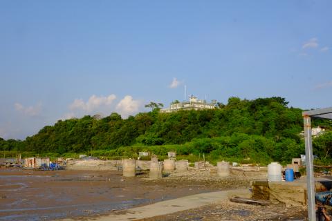 Former Lau Fau Shan Police Station, from the seaside at low tide