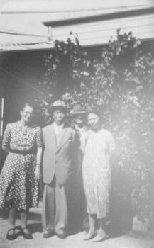 Fred Mow Fung with daughter Anna Mow Fung (with Jean Liddle) 