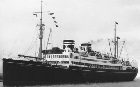 1962 - Paul D. Alderton and the Hong Kong registered m.v.Wanganella