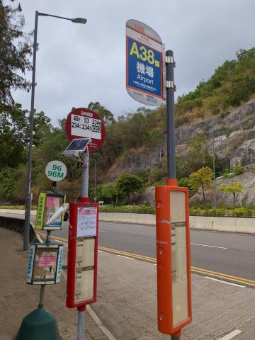 Approach beach Bus stop