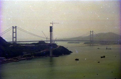 Ting Kau Bridge under construction July 1997