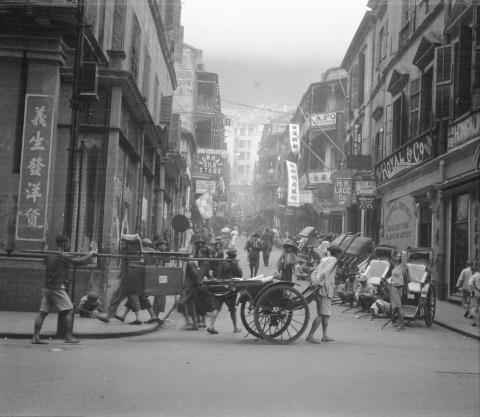 1928 D'Aguilar Street
