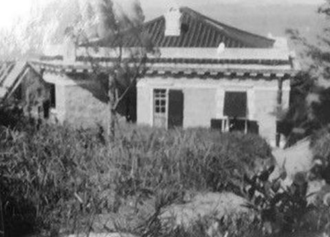 1930s European House #10