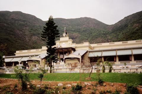 Repulse Bay Hotel Resurrected