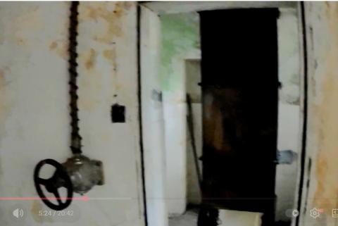 house 14 cheung chau bathroom 1