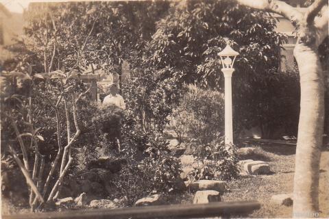 11 Suffolk Rd garden, 1940