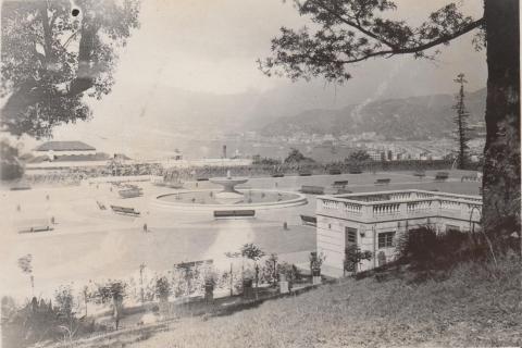 Botanical Gardens, 1940